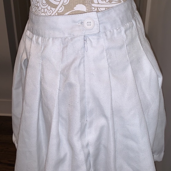 Faded Rose white pleated tennis skirt - Picture 2 of 2